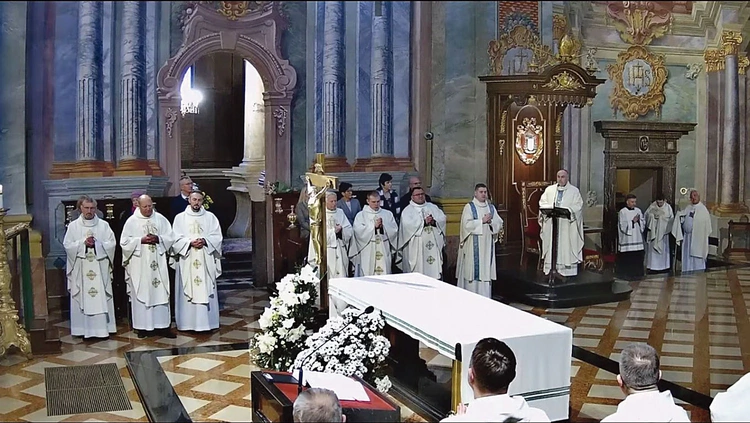 Msza Święta z sakramentem namaszczenia chorych.