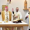 Mszy św. w kaplicy szpitalnej przewodniczył abp Józef Górzyński.