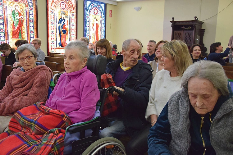 	Podczas Mszy św. w kaplicy Radomskiego Szpitala Specjalistycznego.