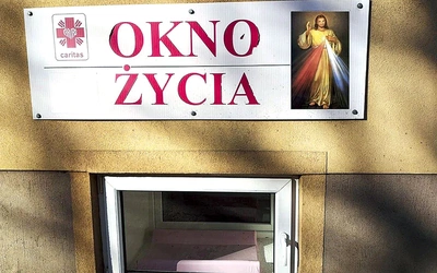 	Chłopiec jest trzecim dzieckiem, które tutaj trafiło.