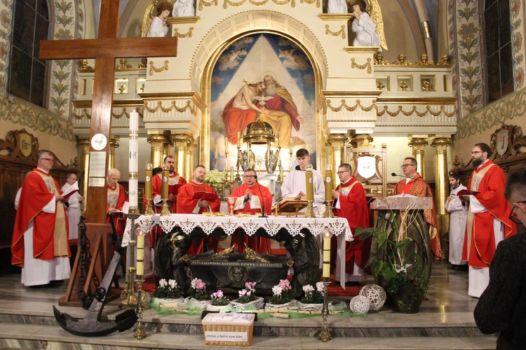 Zabawa. Kotwica w sanktuarium bł. Karoliny