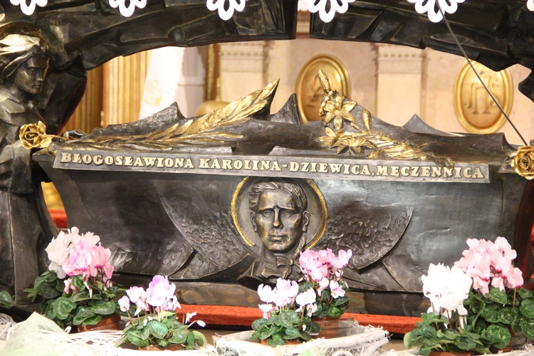 Zabawa. Kotwica w sanktuarium bł. Karoliny