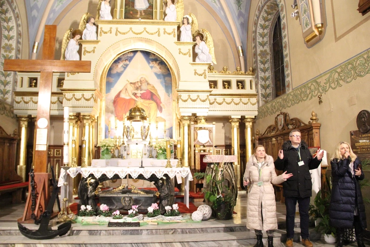 Zabawa. Kotwica w sanktuarium bł. Karoliny