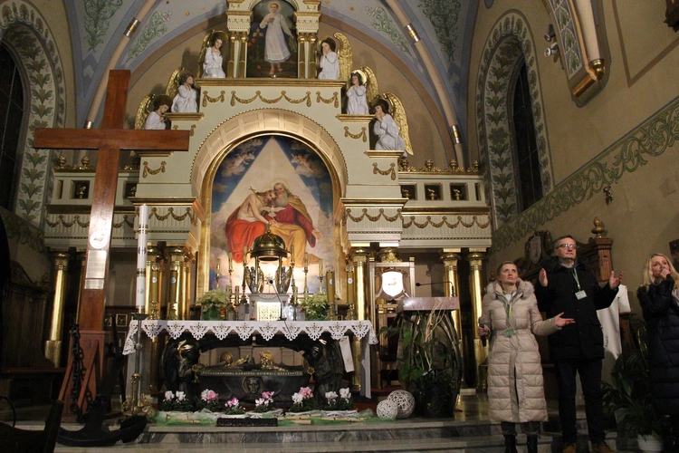 Zabawa. Kotwica w sanktuarium bł. Karoliny