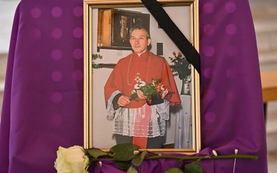 Pogrzeb ks. Józefa Mietły