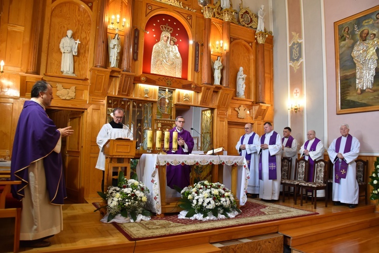 Przasnysz. Pogrzeb s. Marii Pii od Eucharystii