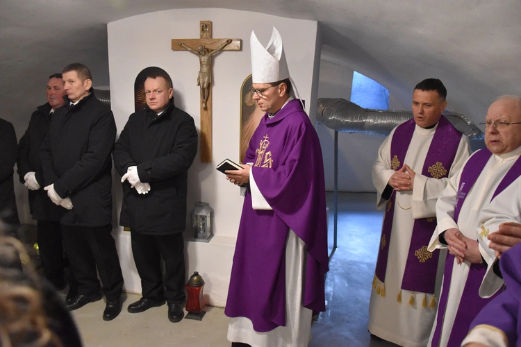 Przasnysz. Pogrzeb s. Marii Pii od Eucharystii