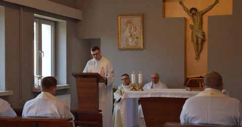 Formacja stała księży