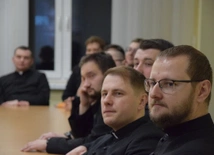 Ksiądz w sieci Sieci
