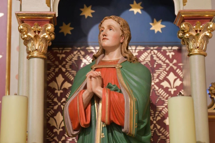 Wnętrze zabytkowej świątyni w Kotli odzyskało dawny blask