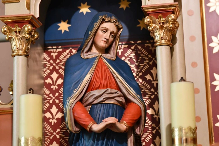 Wnętrze zabytkowej świątyni w Kotli odzyskało dawny blask