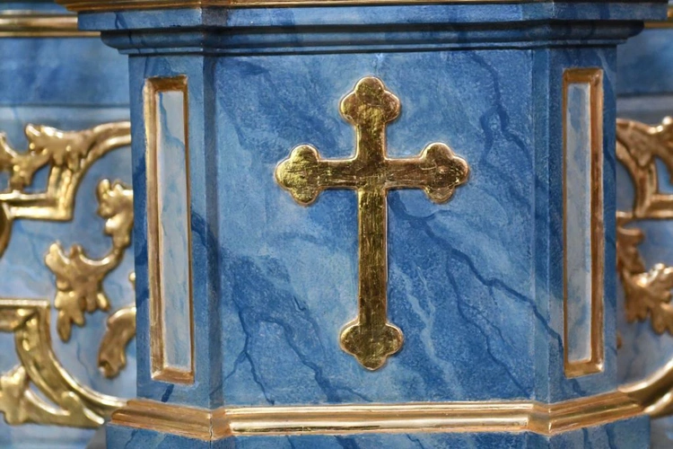 Wnętrze zabytkowej świątyni w Kotli odzyskało dawny blask