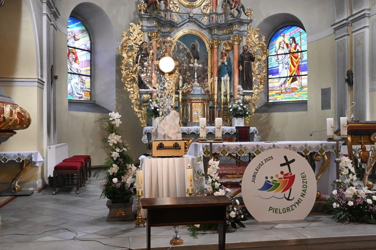 Adoracja Najświętszego Sakramentu w Grobnikach