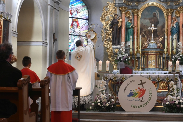 Adoracja Najświętszego Sakramentu w Grobnikach
