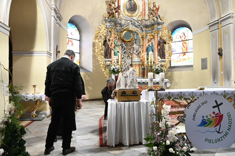Adoracja Najświętszego Sakramentu w Grobnikach