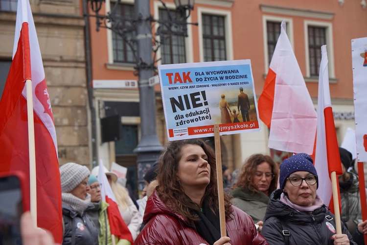 Manifestacja "Tak dla edukacji, nie dla deprawacji"