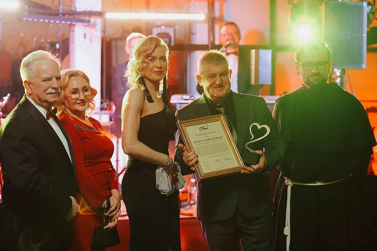 Bal w Darłowie na rzecz hospicjum