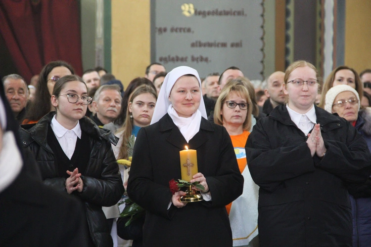 Nawojowa. W 80. rocznicę męczeńskiej śmierci bł. Julii Rodzińskiej