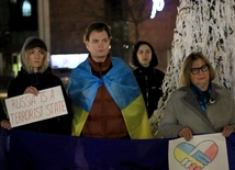 Wiec solidarności z walczącą Ukrainą w 3. rocznicę rosyjskiej inwazji