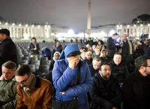 Rzym: Trwa modlitwa za papieża Franciszka. Włącz się w nią tam, gdzie jesteś!