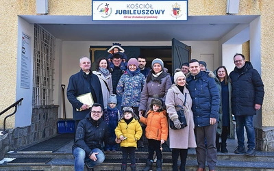 Spotkania w ostatnie soboty miesiąca rozpoczynają się o godz. 12.