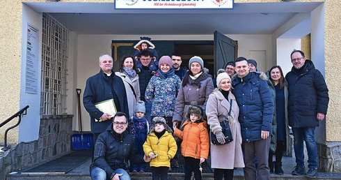 Spotkania w ostatnie soboty miesiąca rozpoczynają się o godz. 12.