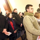 W spotkaniach kursowych wzięło udział 50 par. 