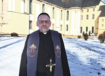 – Formuła spowiedzi jest taka sama niezależnie od wyznawanych grzechów – mówi o. Wawrzeniecki.