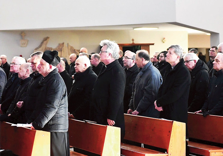 Podczas spotkania w Zielonej Górze modlono się za przebywającego w szpitalu papieża Franciszka.