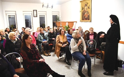 Kolejne spotkanie z pochodzącą z Bieniowa s. Krzysztofą Kujawską będzie miało miejsce 18 marca o godz. 19 w salkach na plebanii.