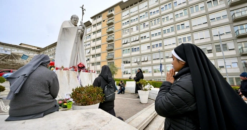 Krótki komunikat o stanie papieża Franciszka