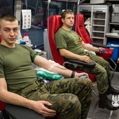 Krew oddawali żołnierze 6 Mazowieckiej Brygady Obrony Terytorialnej z pododdziałów w Radomiu i Nowym Mieście nad Pilicą.