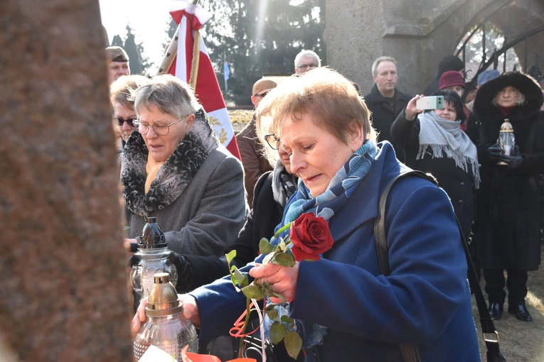 Zielona Ciechanowska. Upamiętnienie żołnierzy wyklętych