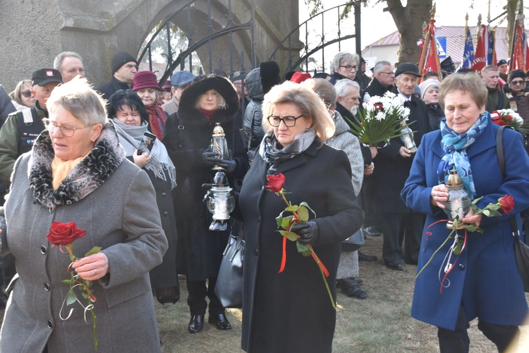 Zielona Ciechanowska. Upamiętnienie żołnierzy wyklętych