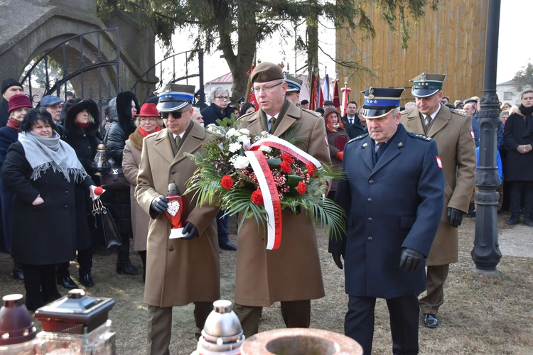 Zielona Ciechanowska. Upamiętnienie żołnierzy wyklętych