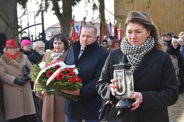 Zielona Ciechanowska. Upamiętnienie żołnierzy wyklętych