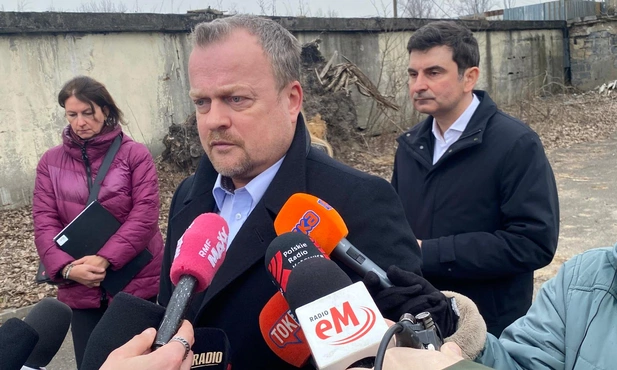 Śląskie. Ponad 100 mln zł z MKiŚ na usunięcie niebezpiecznych odpadów