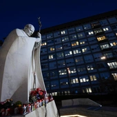 Kolejna noc Papieża w Klinice Gemelli minęła spokojnie