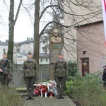 Uroczystości pod pomnikiem rotm. Pileckiego w Koszalinie