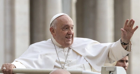 Spokojna noc Papieża w Klinice Gemelli