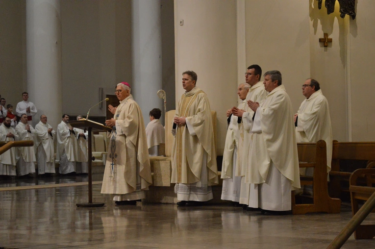 Dekanaty pielgrzymowały do katedry