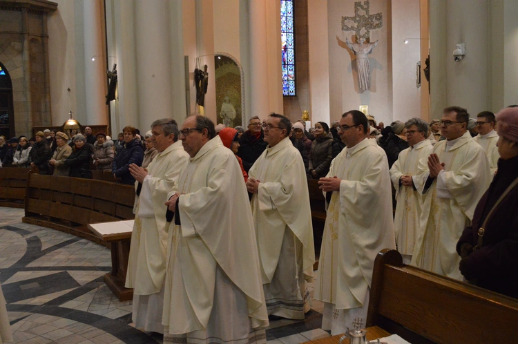 Dekanaty pielgrzymowały do katedry