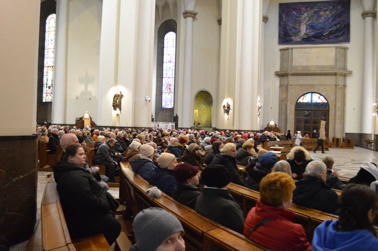 Dekanaty pielgrzymowały do katedry