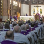 Pogrzeb bp. Kazimierza Romaniuka, cz. 1