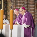 Pogrzeb bp. Kazimierza Romaniuka, cz. 1