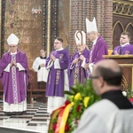 Pogrzeb bp. Kazimierza Romaniuka, cz. 2