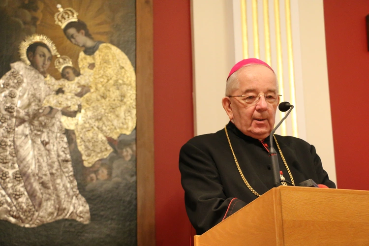 Płock. Konferencja naukowa dedykowana bp. Romanowi Marcinkowskiemu