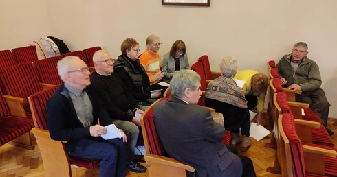 Rady radziły metodą synodalną