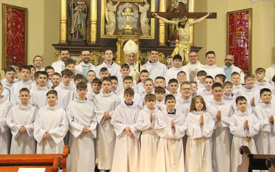 Pan Jezus i dzisiaj przyprowadza dzieci do Siebie
