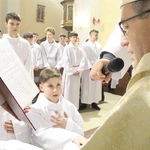 Mystków. Błogosławieństwo nowych lektorów dekanatu Nowy Sącz-Wschód